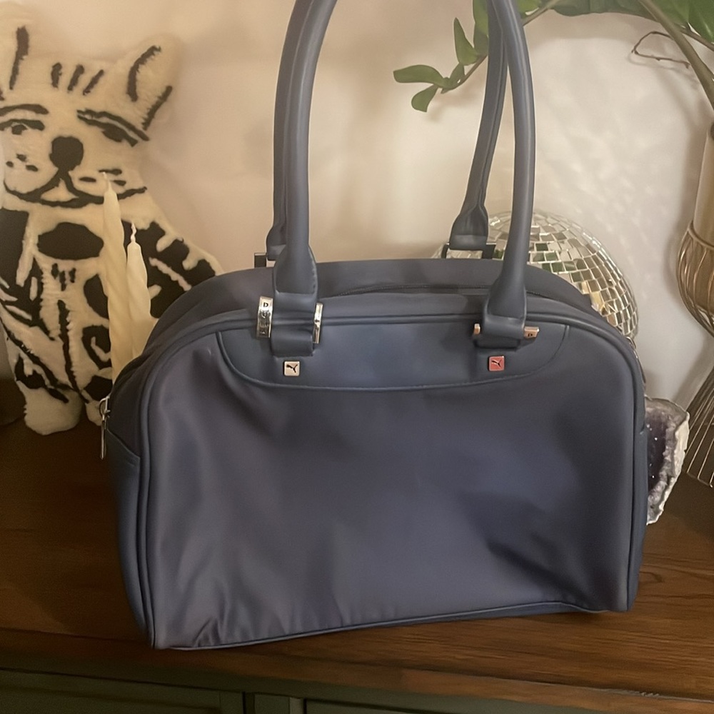 puma bag - Picture 3 of 5